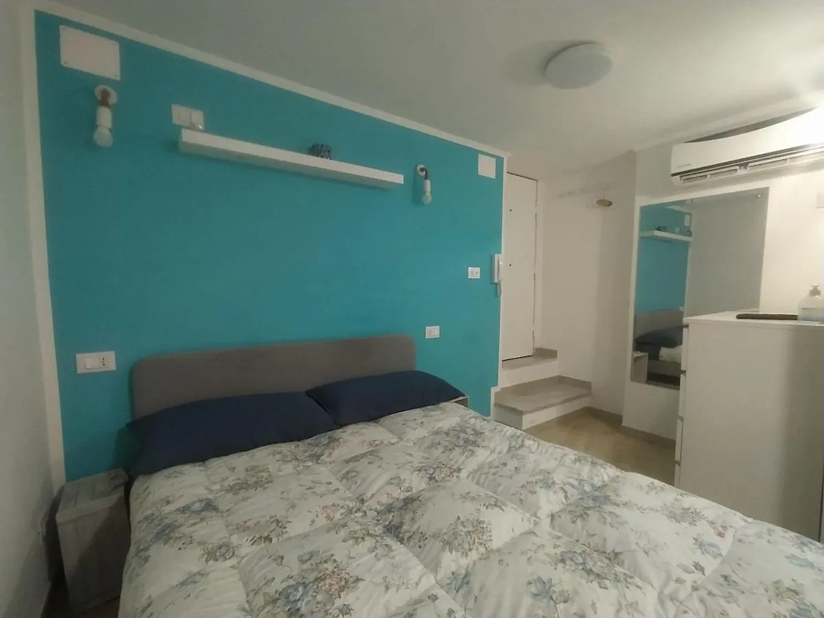 Apartment Studioflat, Very Central & Quiet! Naples